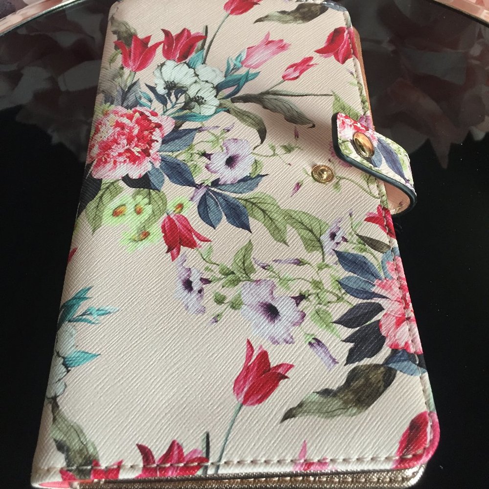 Aldo Card Holder